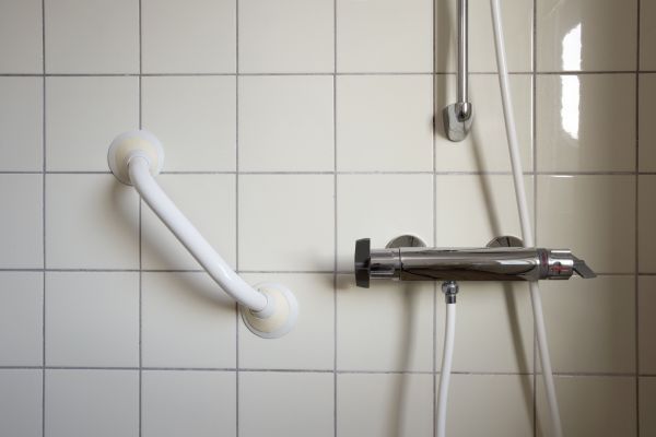 Shower Wall Installation